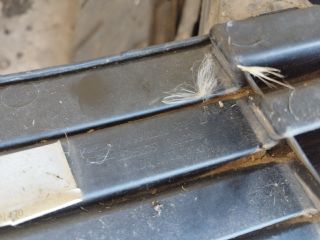 bontott VW POLO IV Első Lökhárító Bal Díszrács