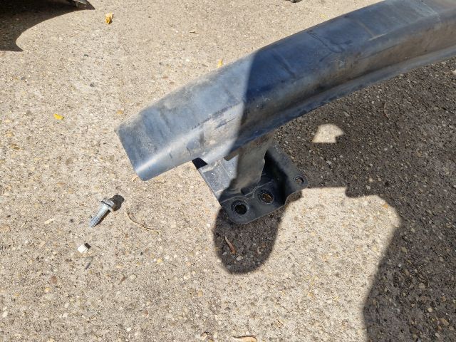 bontott VW POLO IV Első Lökhárító Merevítő (Fém)