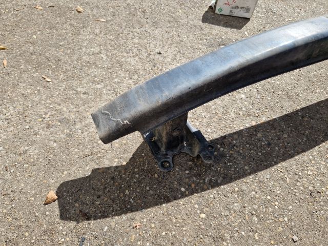 bontott VW POLO IV Első Lökhárító Merevítő (Fém)