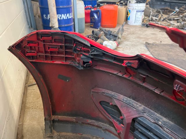 bontott VW POLO IV Első Lökhárító (Részeivel)