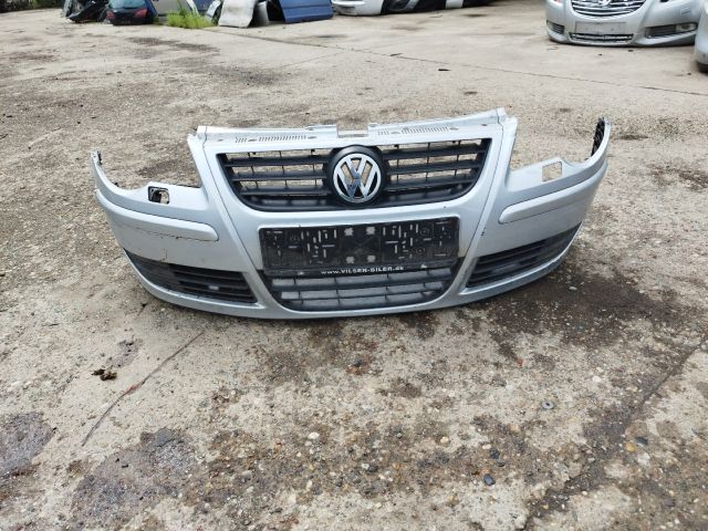 bontott VW POLO IV Első Lökhárító (Részeivel)