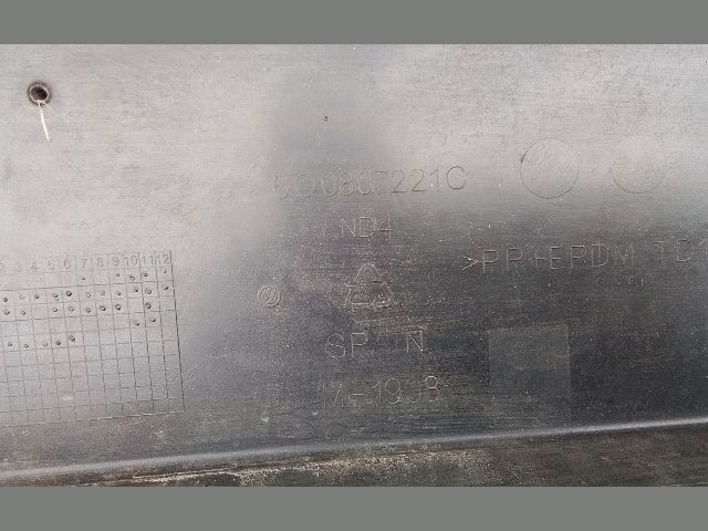 bontott VW POLO IV Első Lökhárító (Részeivel)