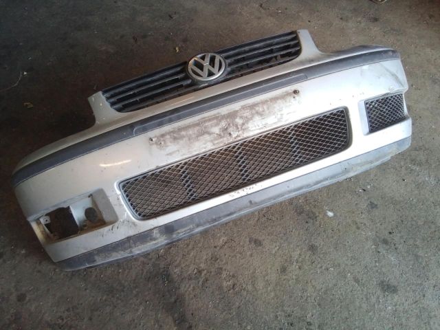 bontott VW POLO IV Első Lökhárító (Üresen)