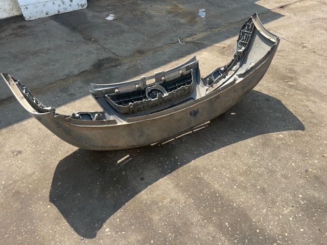 bontott VW POLO IV Első Lökhárító (Üresen)