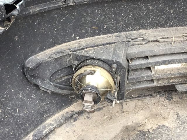 bontott VW POLO IV Első Lökhárító (Üresen)