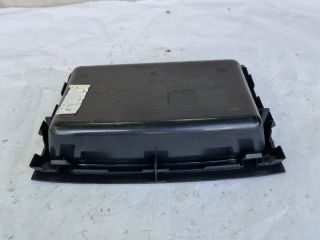 bontott VW POLO IV Első Tároló Rekesz