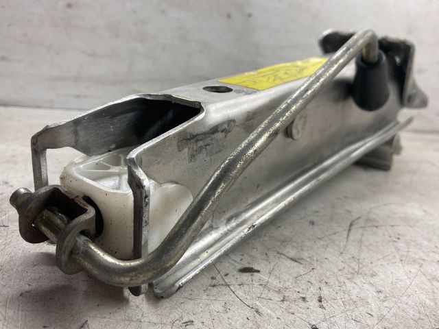 bontott VW POLO IV Emelő