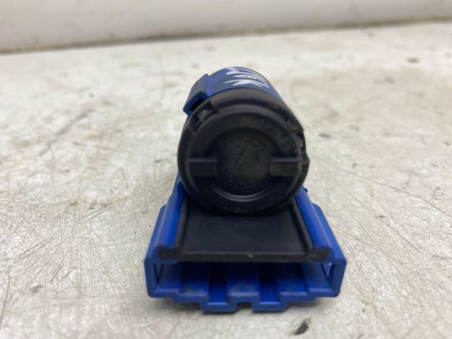 bontott VW POLO IV Fék Pedál Kapcsoló