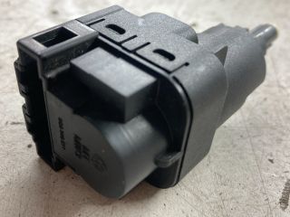 bontott VW POLO IV Fék Pedál Kapcsoló