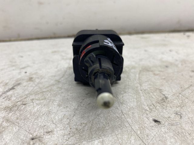 bontott VW POLO IV Fék Pedál Kapcsoló