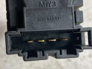 bontott VW POLO IV Fék Pedál Kapcsoló