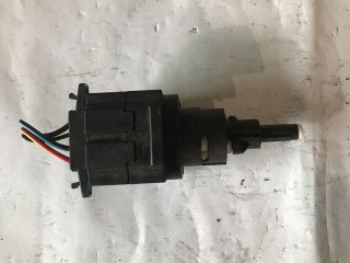 bontott VW POLO IV Fék Pedál Kapcsoló