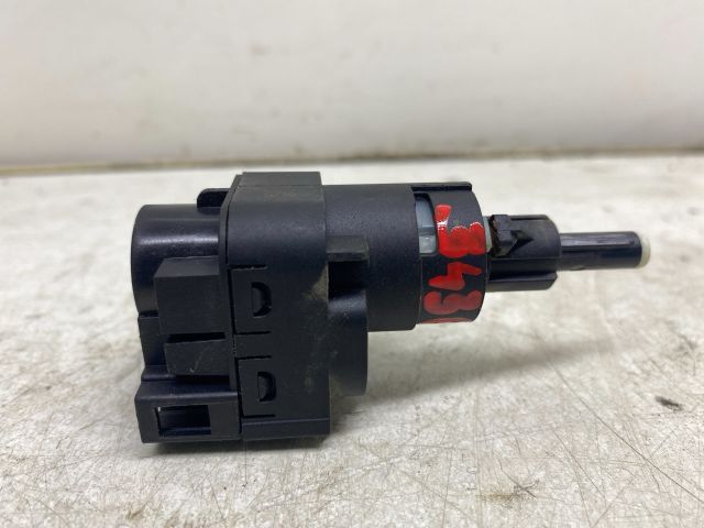 bontott VW POLO IV Fék Pedál Kapcsoló