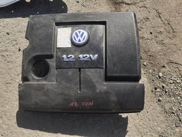 bontott VW POLO IV Felső Hűtőburkolat