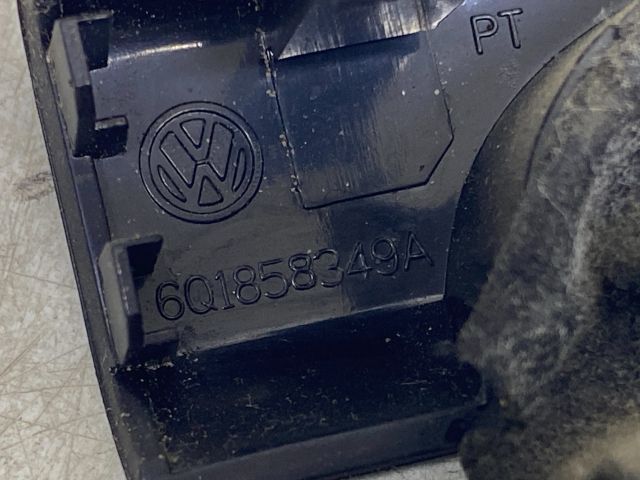 bontott VW POLO IV Felső Kormányoszlop Burkolat