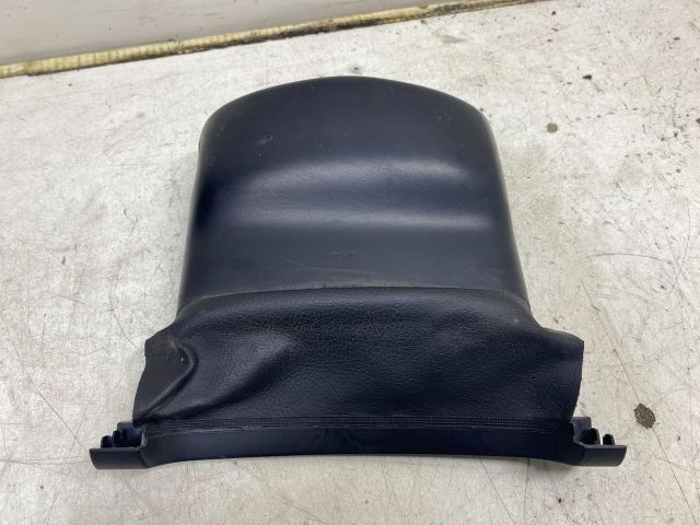 bontott VW POLO IV Felső Kormányoszlop Burkolat