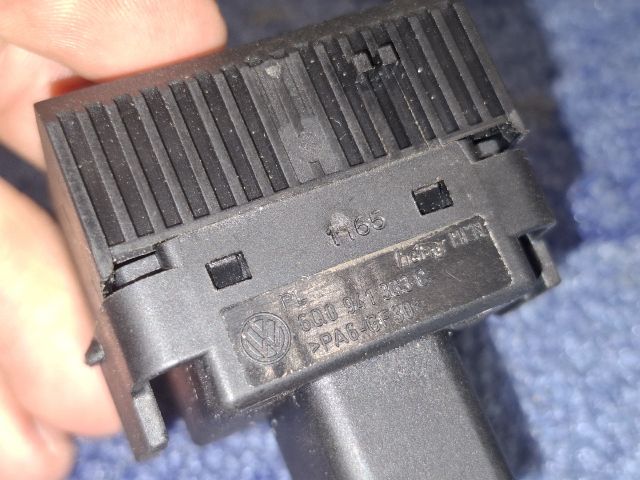 bontott VW POLO IV Fényszórómagasság Állító Kapcsoló