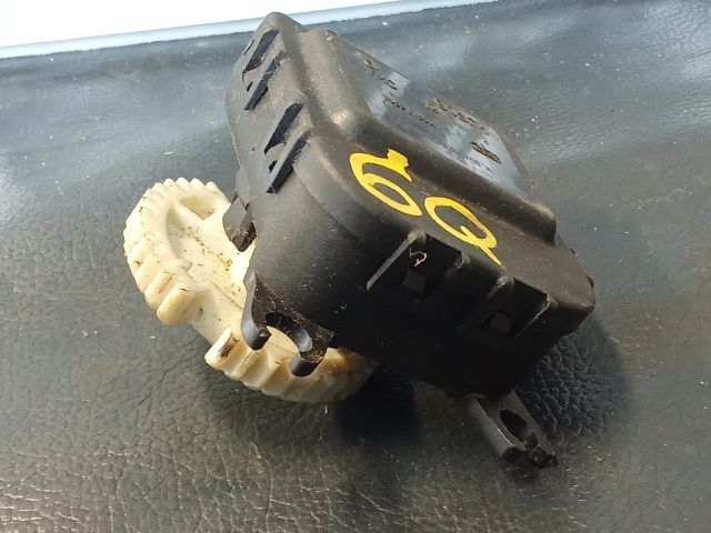 bontott VW POLO IV Fűtés Állító Motor