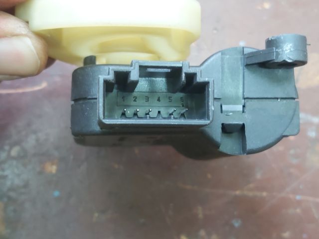 bontott VW POLO IV Fűtés Állító Motor