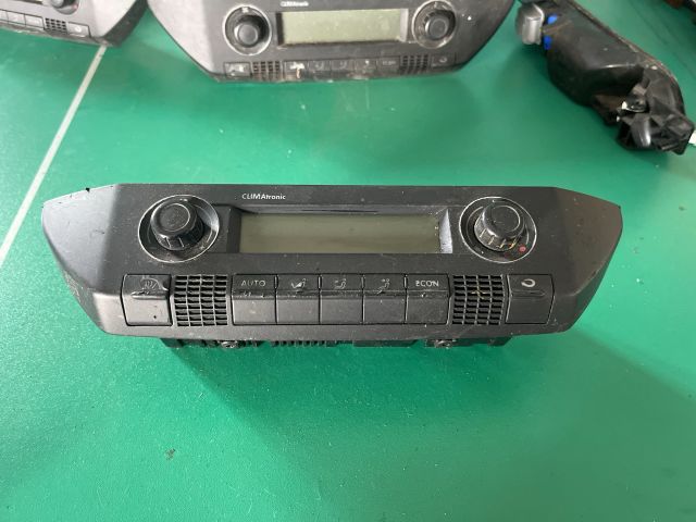 bontott VW POLO IV Fűtéskapcsoló (digit klímás)