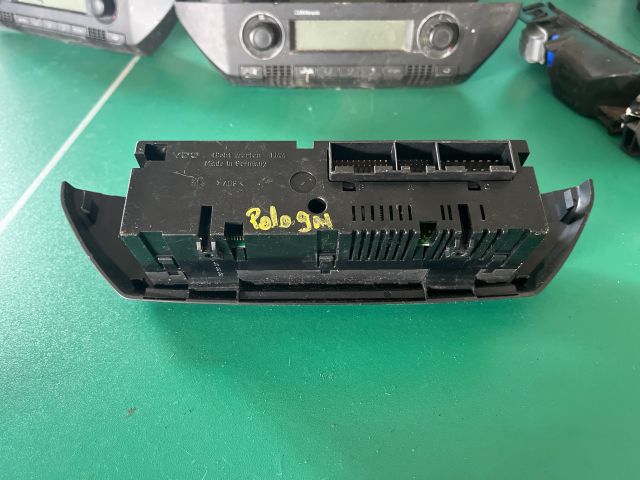 bontott VW POLO IV Fűtéskapcsoló (digit klímás)