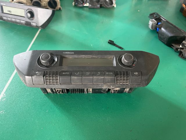 bontott VW POLO IV Fűtéskapcsoló (digit klímás)