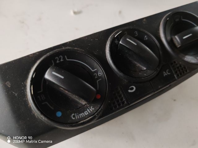 bontott VW POLO IV Fűtéskapcsoló (manuális klímás)