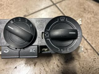 bontott VW POLO IV Fűtéskapcsoló (manuális klímás)