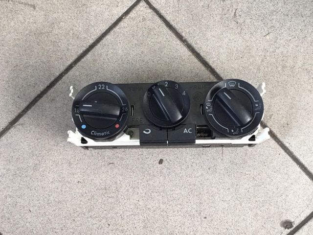 bontott VW POLO IV Fűtéskapcsoló (manuális klímás)