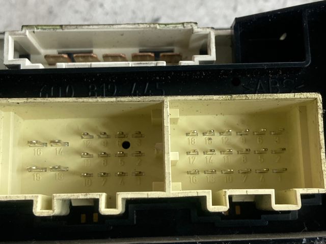 bontott VW POLO IV Fűtéskapcsoló (manuális klímás)