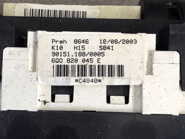 bontott VW POLO IV Fűtéskapcsoló (manuális klímás)