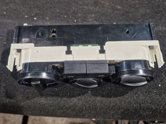 bontott VW POLO IV Fűtéskapcsoló (manuális klímás)