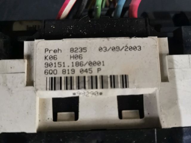 bontott VW POLO IV Fűtéskapcsoló (Nem klímás)