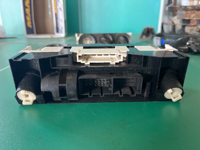 bontott VW POLO IV Fűtéskapcsoló (Nem klímás)