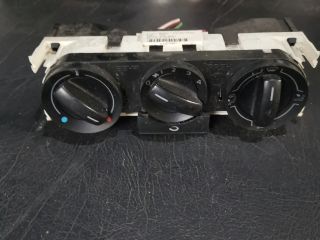 bontott VW POLO IV Fűtéskapcsoló (Nem klímás)