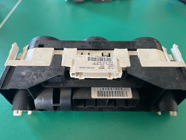 bontott VW POLO IV Fűtéskapcsoló (Nem klímás)