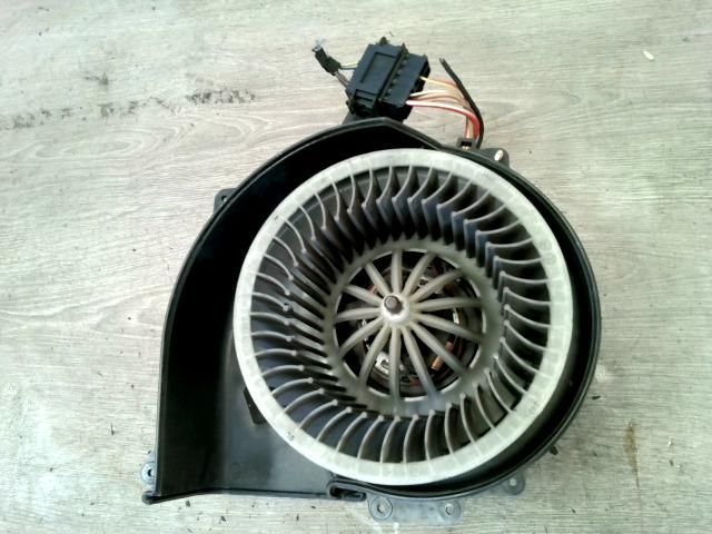 bontott VW POLO IV Fűtőmotor (Nem klímás)