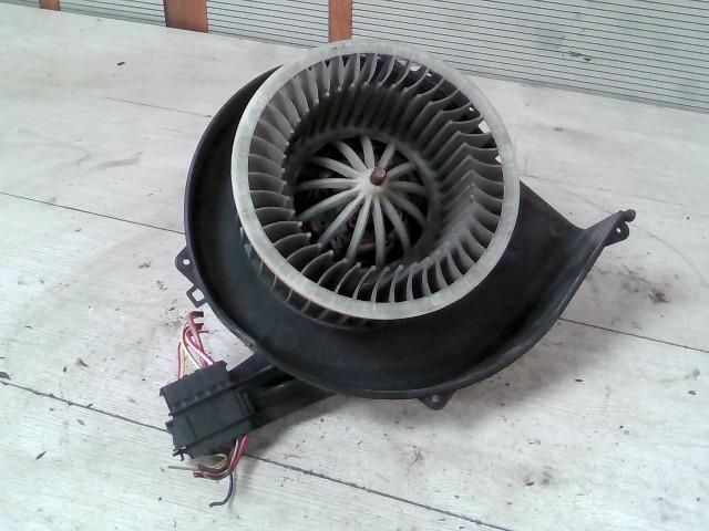 bontott VW POLO IV Fűtőmotor (Nem klímás)