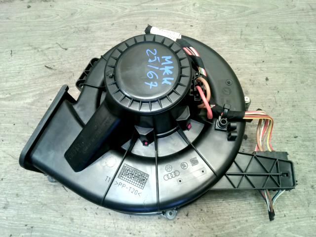 bontott VW POLO IV Fűtőmotor (Nem klímás)