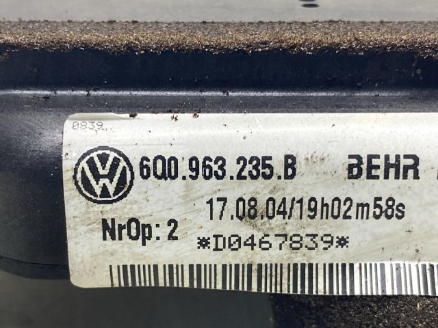 bontott VW POLO IV Fűtőradiátor (Elektromos)