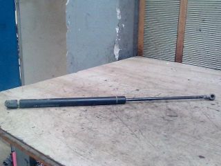 bontott VW POLO IV Gázrugós Kitámasztó Teleszkóp Csomagtérajtó (Pozíciófüggetlen)