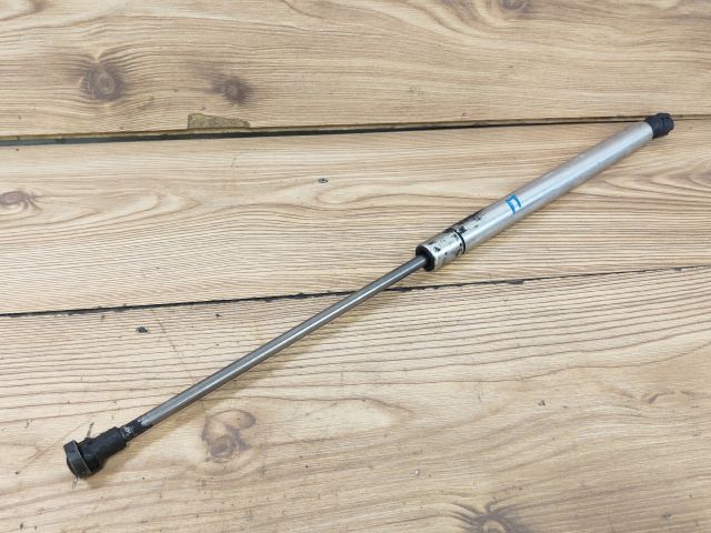 bontott VW POLO IV Gázrugós Kitámasztó Teleszkóp Motorháztető Bal