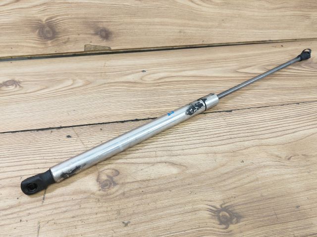 bontott VW POLO IV Gázrugós Kitámasztó Teleszkóp Motorháztető Bal