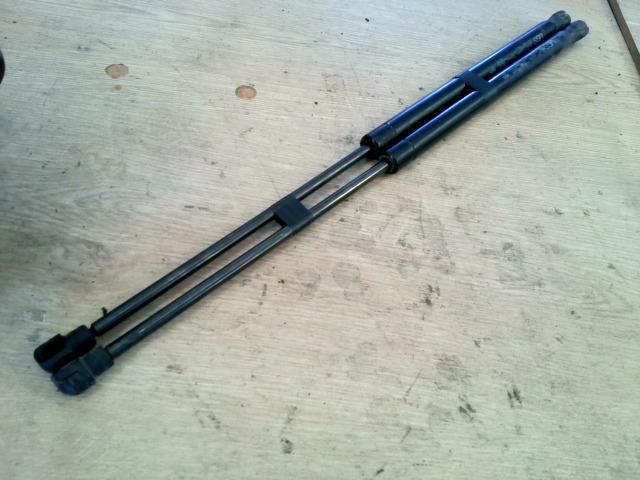 bontott VW POLO IV Gázrugós Kitámasztó Teleszkóp Pár Csomagtérajtó