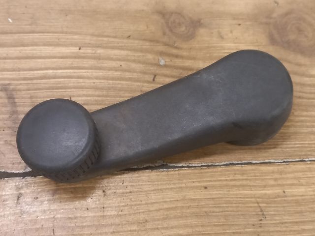 bontott VW POLO IV Hátsó Ablaktörlő Kar