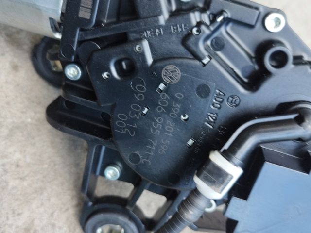 bontott VW POLO IV Hátsó Ablaktörlő Motor