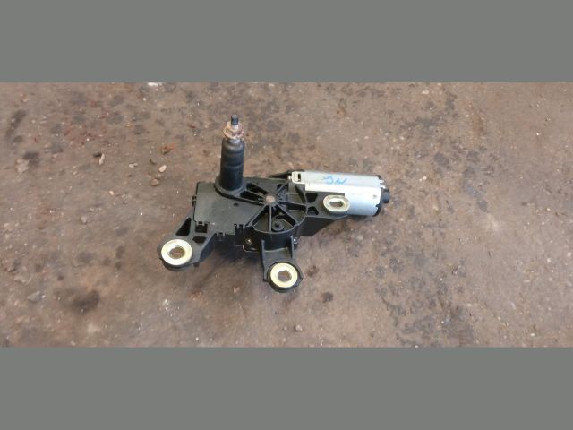 bontott VW POLO IV Hátsó Ablaktörlő Motor