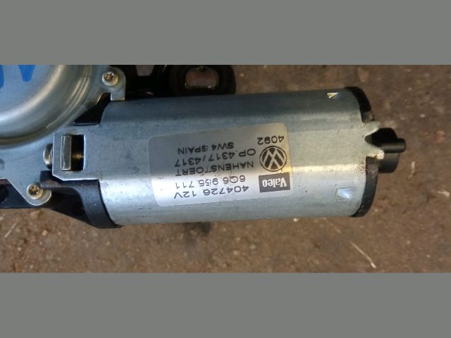 bontott VW POLO IV Hátsó Ablaktörlő Motor