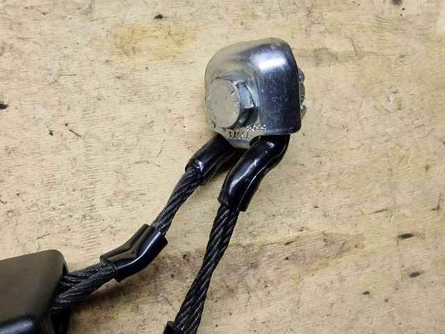 bontott VW POLO IV Hátsó középső Biztonsági Öv Csat