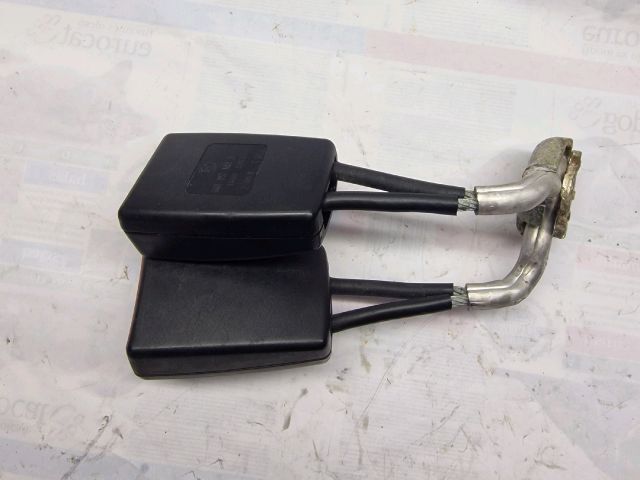 bontott VW POLO IV Hátsó középső Biztonsági Öv Csat